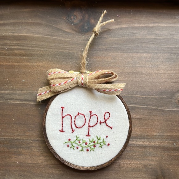 Handmade Embroidered Ornaments (3) - Picture 4 of 7